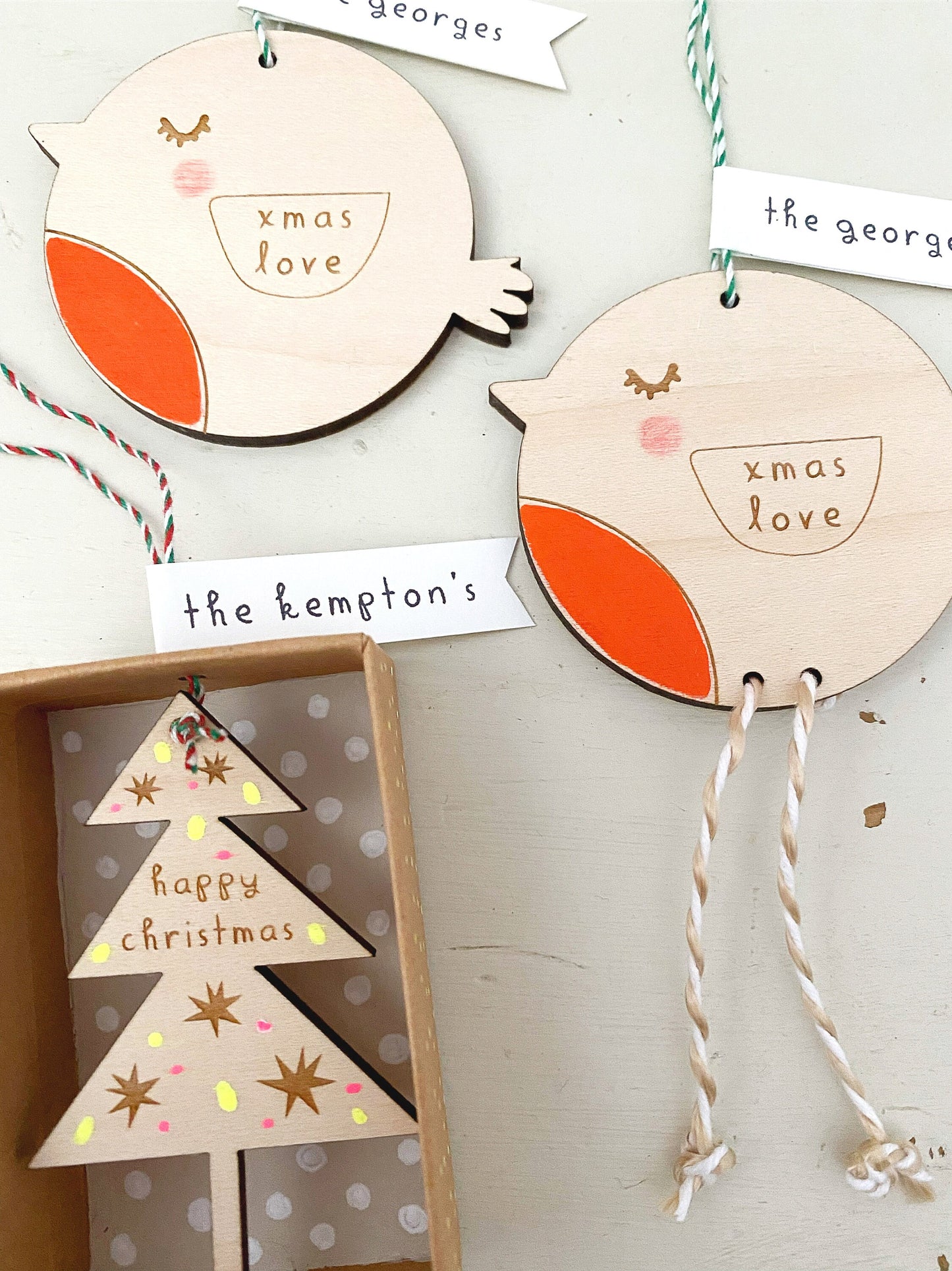 Wooden Christmas robin keepsake decoration