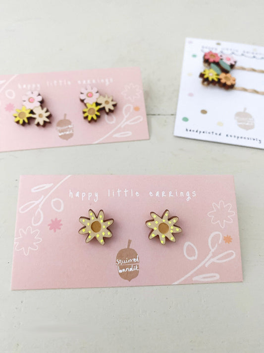 Daisy neon spot wooden earrings